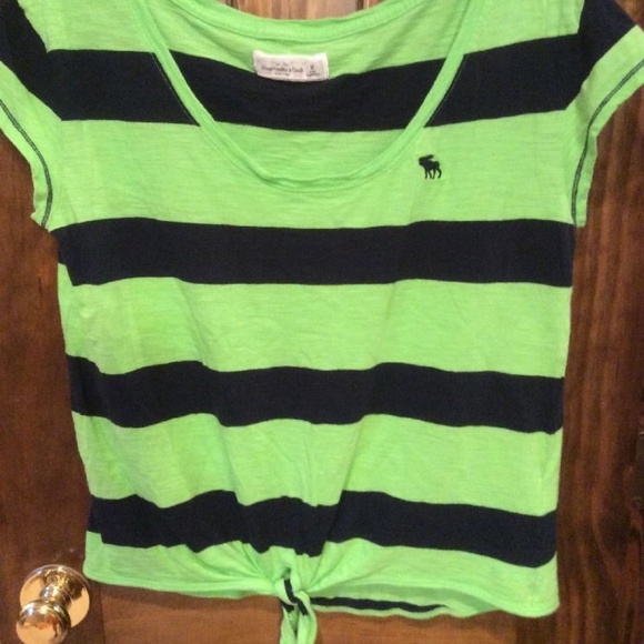 SOLD-2-Abercrombie & Fitch Med S/S Striped Tops - Picture 2 of 8